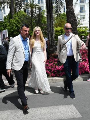 76th Cannes Film Festival 2023, day 3 - Elle Fanning having lunch at the Martinez Hotel restaurant  Copyright: xSimonexComix xipa-agency.netx xPoolxPhotoxEventsx01x IPA_IPA38018717