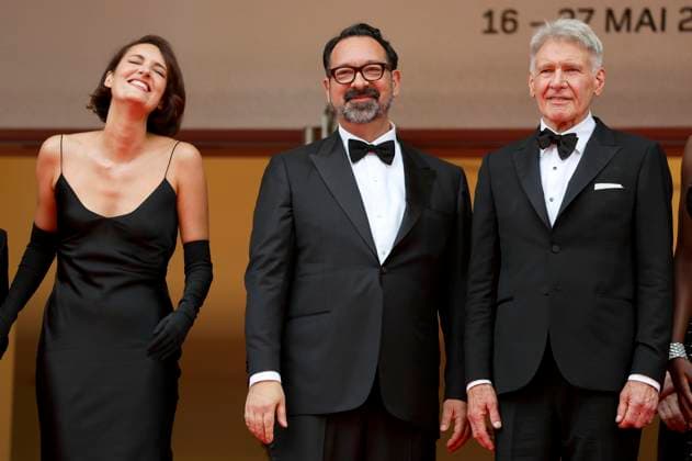 Phoebe Waller Bridge, James Mangold and Harrison Ford at the premiere of the motion picture Indiana Jones and the Dial of Destiny Indiana Jones and the Wheel of Destiny at the Festival de Cannes 2023 76 Cannes International Film Festival at the Palais des Festivals Cannes, 18 05 2023. Foto:xD.xBedrosianx xFuturexImage