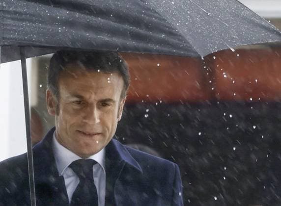 News Themen der Woche KW20 French President Macron arrives in Hiroshima French President Emmanuel Macron arrives at Hiroshima airport in Hiroshima on May 19, 2023, on the first day of the three-day Group of Seven summit in the western Japan city.  A14AA0001466125P