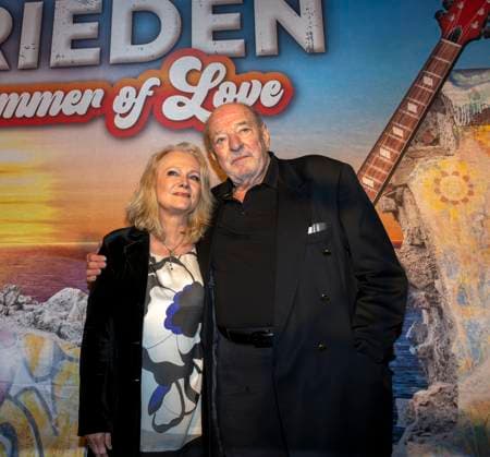 18 05 2023, Füssen in Allgäu, musical premiere of ÒA Little Bit of Peace Summer of LoveÓ, by composer Ralph Siegel, at the Festspielhaus Neuschwanstein Composer Ralph Siegel with singer Nicole A Little Bit of Peace, Grand Prix winner 1982 18 05 2023, musical, A Little Bit of Peace 18 05 2023, musical, A Little Bit of Peace