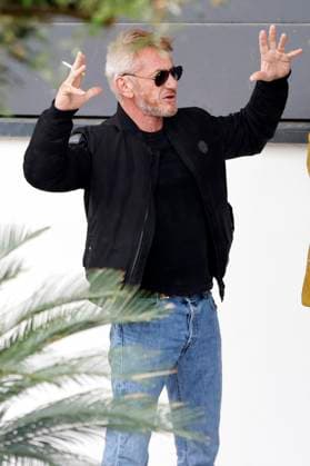 Sean Penn after the photocall for the feature film Black Flies at the Festival de Cannes 2023 76 Cannes International Film Festival at the Palais des Festivals Cannes, 19 05 2023. Foto:xS.xTschirnerx xFuturexImage