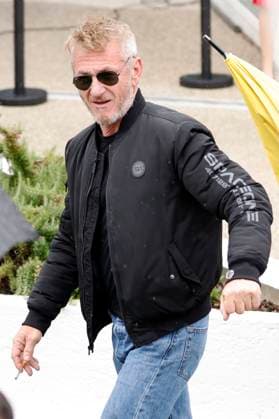 Sean Penn after the photocall for the feature film Black Flies at the Festival de Cannes 2023 76 Cannes International Film Festival at the Palais des Festivals Cannes, 19 05 2023. Foto:xS.xTschirnerx xFuturexImage