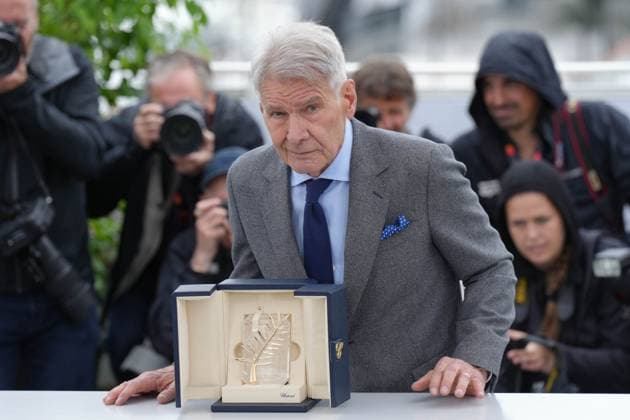 Harrison Ford CELEBRITES : 76 eme festival de Cannes - Photocall du film Indiana Jones et le Cadran de la DestinÃ e - Cannes - 19 05 2023 NorbertScanella Panoramic 