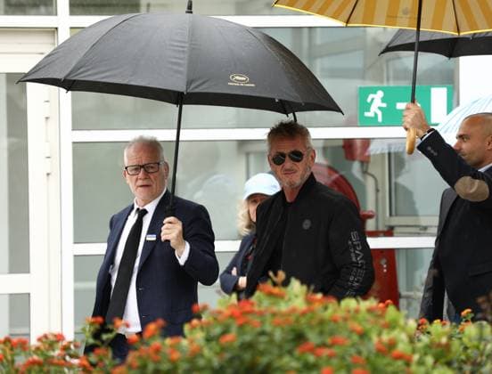 May 19, 2023, Cannes, Cote d Azur, France: SEAN PENN attends the photocall for Black Flies during the 76th Annual Cannes Film Festival at Palais des Festivals on May 19, 2023 in Cannes, France Cannes France - ZUMAc179 20230519_zep_c179_083 Copyright: xMickaelxChavetx