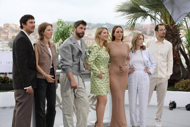 Internationale Filmfestspiele von Cannes, The Nature of Love Photocall May 19, 2023, Cannes, Cote d Azur, France: Cast and crew members including MAGALIE Lo°PINE BLONDEAU, PIERRE YVES CARDINAL and director MONIA CHOKRI attend the photocall for The Nature of Love during the 76th Annual Cannes Film Festival at Palais des Festivals on May 19, 2023 in Cannes, France Cannes France - ZUMAc179 20230519_zep_c179_106 Copyright: xMickaelxChavetx