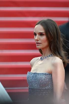 76th Cannes Film Festival 2023, Red Carpet Film The Zone Of Interest. Pictured Natalie Portman  Copyright: xManuelexMangiarottix xipa-agencyx xPoolxPhotoxEventsx01x IPA_IPA38054024
