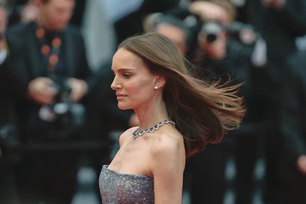 The Zone Of Interest Red Carpet - The 76th Annual Cannes Film Festival CANNES, FRANCE - MAY 19: Natalie Portman attends the The Zone Of Interest red carpet during the 76th annual Cannes film festival at Palais des Festivals on May 19, 2023 in Cannes, France Cannes France  Copyright: xLucaxCarlinox originalFilename: carlino-notitle230519_npBsW.jpg