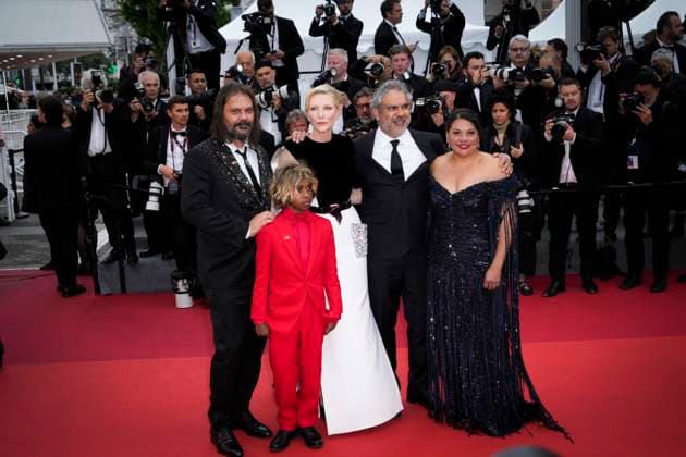 The Zone Of Interest Red Carpet - The 76th Annual Cannes Film Festival Cate Blanchett, Lorenzo De Maio, Deborah Mailman, Aswan Reid, Wayne Blair, Coco Francini, Andrew Upton and Warwick Thornton attends the The Zone Of Interest red carpet during the 76th annual Cannes film festival at Palais des Festivals on May 19, 2023 in Cannes, France. Cannes France  Copyright: xDanielexCifalÃ x originalFilename: cifala-notitle230519_np5jY.jpg