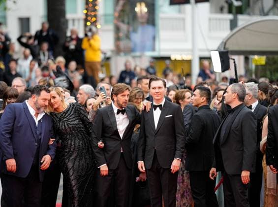 The Zone of Interest Red Carpet Premiere at the 76th Edition of the Cannes Film Festival Cannes Jury President Ruben Östlund and jury members Denis MÃ nochet, Julia Ducournau, and Paul Dano attend the movie screening and red carpet event of The Zone of Interest , during the 76th edition of the Cannes Film Festival on May 19 2023, in Cannes, France Cannes Palace of Festivals and Congress Cannes France Copyright: xAlexandraxFechetex _ADR4050