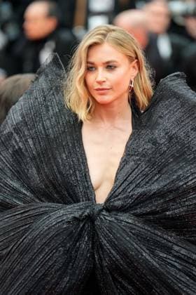 The Zone of Interest Red Carpet Premiere at the 76th Edition of the Cannes Film Festival Jeanne Goursaud attends the movie screening and red carpet event of The Zone of Interest , during the 76th edition of the Cannes Film Festival on May 19 2023, in Cannes, France Cannes Palace of Festivals and Congress Cannes France Copyright: xAlexandraxFechetex _ADR4907