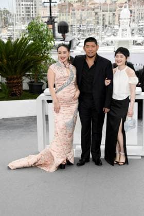 76th Cannes Film Festival 2023, Photocall film He Bian De Cuo Wu (Only The River Flows) . Pictured: Chloe Maayan, Tong Linkai, Liu Baisha  Copyright: xAlbertoxTerenghi PoolxPhotoxEvenx xPoolxPhotoxEventsx01x IPA_IPA38067718