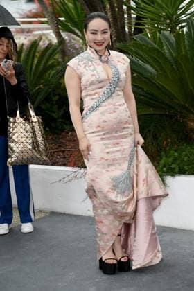 76th Cannes Film Festival 2023, Photocall film He Bian De Cuo Wu (Only The River Flows) . Pictured: Chloe Maayan  Copyright: xAlbertoxTerenghi PoolxPhotoxEvenx xPoolxPhotoxEventsx01x IPA_IPA38067730