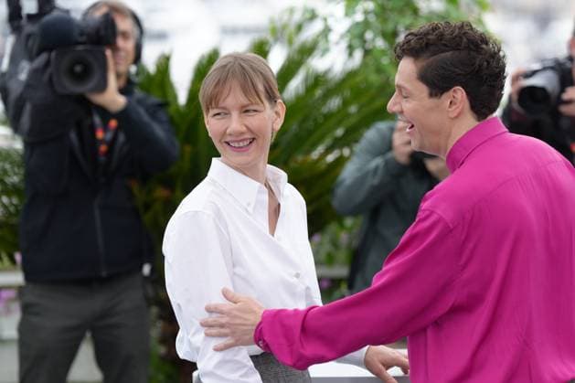 Sandra Hüller (actrice) - Christian Friedel (acteur) CELEBRITES : 76 eme festival de Cannes - Photocall du film Â« The Zone of Interest Â» - Cannes - 20 05 2023 NorbertScanella Panoramic 