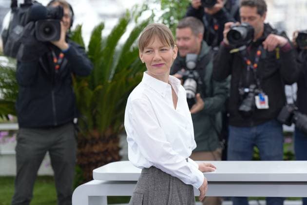 Sandra Hüller (actrice) CELEBRITES : 76 eme festival de Cannes - Photocall du film Â« The Zone of Interest Â» - Cannes - 20 05 2023 NorbertScanella Panoramic 