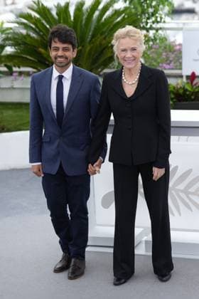 Dheeraj Akolkar - Liv Ullmann CELEBRITES : 76 eme festival de Cannes - Photocall du film Â« Liv Ullmann - A Road Less Travelled Â» - Cannes - 20 05 2023 NorbertScanella Panoramic 