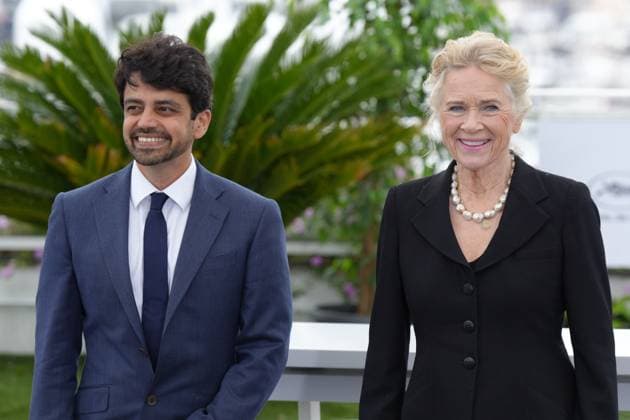 Dheeraj Akolkar - Liv Ullmann CELEBRITES : 76 eme festival de Cannes - Photocall du film Â« Liv Ullmann - A Road Less Travelled Â» - Cannes - 20 05 2023 NorbertScanella Panoramic 
