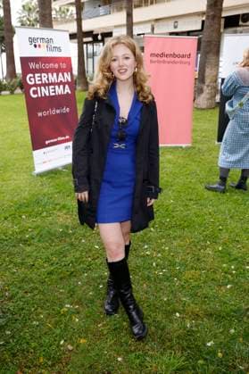 Pauline Pollmann at the German Films and Medienboard reception 2023 in the garden of the Hotel Mondrian Cannes at the Festival de Cannes 2023 76 Cannes International Film Festival Cannes, 20 05 2023 Foto:xS.xGabschx xFuturexImage