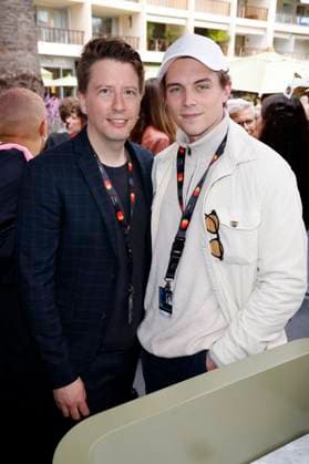 Gerrit Klein and guest at the German Films and Medienboard reception 2023 in the garden of the Hotel Mondrian Cannes at the Festival de Cannes 2023 76 Cannes International Film Festival Cannes, 20 05 2023 Foto:xS.xGabschx xFuturexImage
