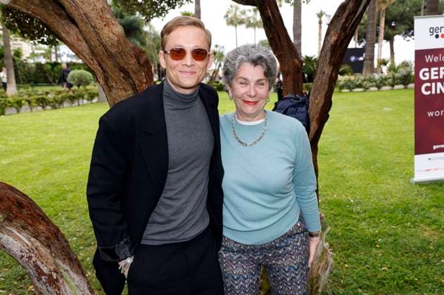 Matthias Schweighöfer and Kirsten Niehuus at the German Films and Medienboard reception 2023 in the garden of the Hotel Mondrian Cannes at the Festival de Cannes 2023 76 Cannes International Film Festival Cannes, 20 05 2023 Foto:xS.xGabschx xFuturexImage
