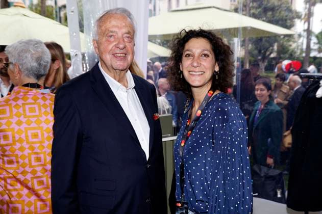 Bernd Neumann and Emily Atef at the German Films and Medienboard reception 2023 in the garden of the Hotel Mondrian Cannes at the Festival de Cannes 2023 76 Cannes International Film Festival Cannes, 20 05 2023 Foto:xS.xGabschx xFuturexImage