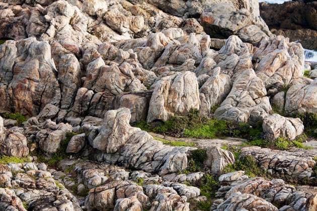 Creative Highlights World FELSEN BEI HERMANUS, SÜDAFRIKA *** Rocks at HERMANUS, South Africa Copyright: imageBROKER/G.xLacz ibllag08251792.jpg
