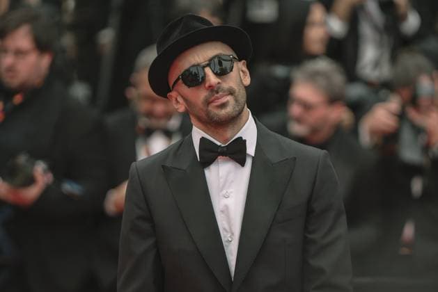 Killers Of The Flower Moon Red Carpet - The 76th Annual Cannes Film Festival JR attends the Killers Of The Flower Moon red carpet during the 76th annual Cannes film festival at Palais des Festivals on May 20, 2023 in Cannes, France.  Copyright: xLucaxCarlinox originalFilename: carlino-notitle230520_npED5.jpg