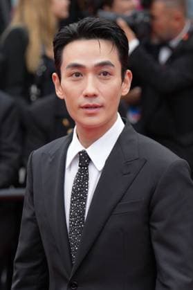 Zhu Yilong CELEBRITES : 76 eme festival de Cannes - Red Carpet du film Â« Killers Of The Flower Moon Â» - Cannes - 20 05 2023 NorbertScanella Panoramic 