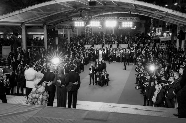 76e Festival International du Film de Cannes. MontÃ e des marches du film May December. 76th International Cannes Film Festival. Red Carpet of May December movie 292257 2023-05-20 Cannes France Portman, Natalie  Copyright: xSergexArnalx xStarfacex STAR_292257_013