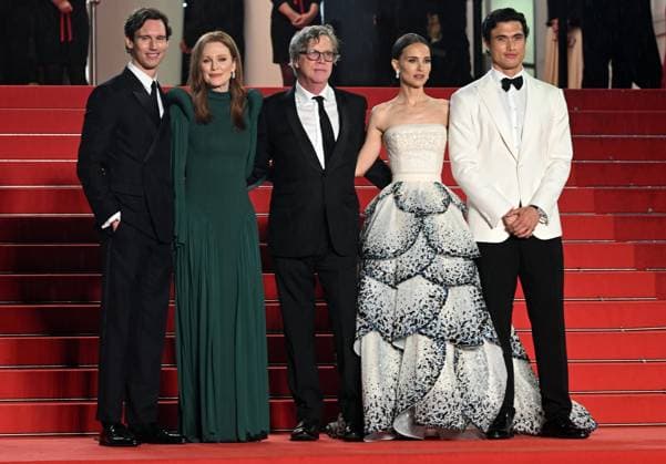 American actresses Natalie Portman, Julianne Moore, actors Cory Michael Smith, Charles Melton and director Todd Haynes attend the premiere of May December at the 76th Cannes Film Festival at Palais des Festivals in Cannes, France on Saturday, May 20, 2023.  CAN20230520158 RUNExHELLESTAD