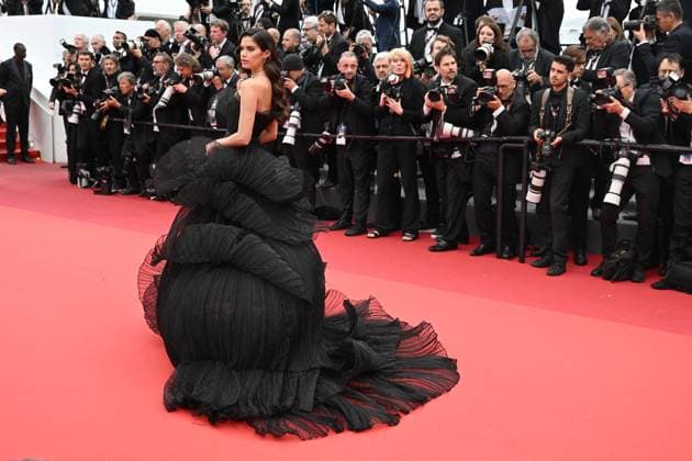 Sara Sampaio attends the screening of Killers Of The Flower Moon during the 76th Cannes Film Festival at Palais des Festivals in Cannes, France. MAY 20th 2023  RHDx23147