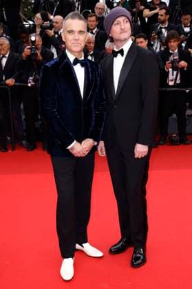 Robbie Williams and Michael Gracey at the premiere of the feature film Killers of the Flower Moon at the Festival de Cannes 2023 76 Cannes International Film Festival at the Palais des Festivals Cannes, 20 05 2023. Foto:xS.xGabschx xFuturexImage