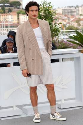 Charles Melton at the photocall for the feature film May December at the Festival de Cannes 2023 76 Cannes International Film Festival at the Palais des Festivals Cannes, 21 05 2023. Foto:xD.xBedrosianx xFuturexImage