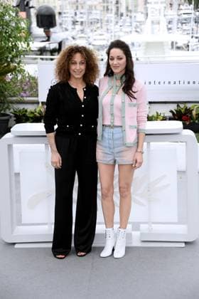 76th Cannes Film Festival 2023, Photocall film Little Girl Blue. Pictured: Mona Achache, Marion Cotillard  Copyright: xAlbertoxTerenghi PoolxPhotoxEvenx xPoolxPhotoxEventsx01x IPA_IPA38095109