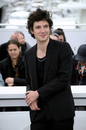 76th Cannes Film Festival 2023, Photocall film Le Temps D Aimer (Along Came Love). Pictured: Vincent Lacoste  Copyright: xAlbertoxTerenghi PoolxPhotoxEvenx xPoolxPhotoxEventsx01x IPA_IPA38095448
