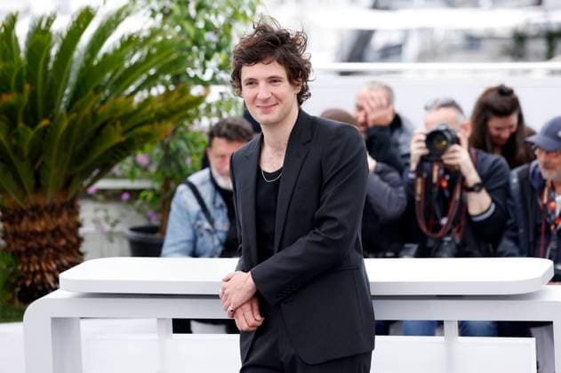 Vincent Lacoste at the photocall for the feature film Le temps d aimer Along Came Love at the Festival de Cannes 2023 76 Cannes International Film Festival at the Palais des Festivals Cannes, 21 05 2023. Foto:xS.xGabschx xFuturexImage
