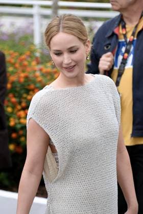 76th Cannes Film Festival 2023, Photocall film Bread And Roses. Pictured: Jennifer Lawrence  Copyright: xAlbertoxTerenghi PoolxPhotoxEvenx xPoolxPhotoxEventsx01x IPA_IPA38098222