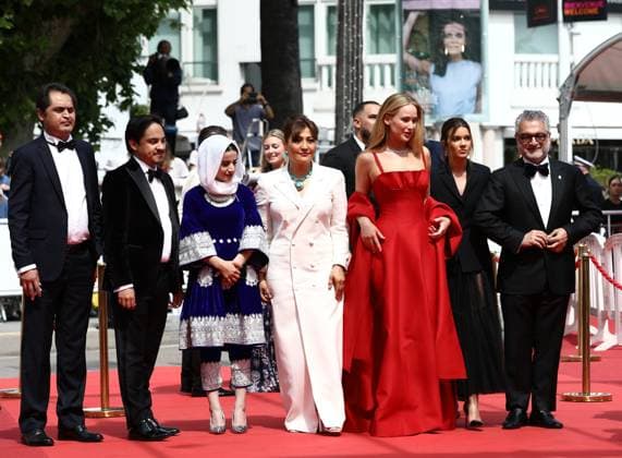 May 21, 2023, Cannes, Cote d Azur, France: JENNIFER LAWRENCE attends the screening of Anatomy of a Fall during the 76th Annual Cannes Film Festival at Palais des Festivals on May 21, 2023 in Cannes, France Cannes France - ZUMAc179 20230521_zep_c179_215 Copyright: xMickaelxChavetx