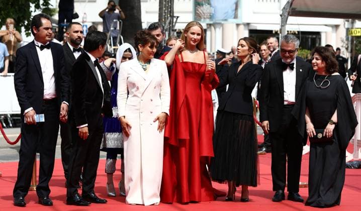 May 21, 2023, Cannes, Cote d Azur, France: JENNIFER LAWRENCE attends the screening of Anatomy of a Fall during the 76th Annual Cannes Film Festival at Palais des Festivals on May 21, 2023 in Cannes, France Cannes France - ZUMAc179 20230521_zep_c179_216 Copyright: xMickaelxChavetx