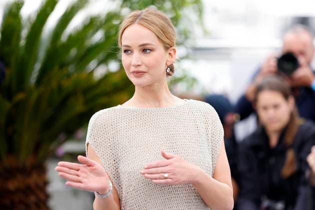 Jennifer Lawrence at the photocall for the documentary Bread And Roses at the Festival de Cannes 2023 76 Cannes International Film Festival at the Palais des Festivals Cannes, 21 05 2023. Foto:xS.xGabschx xFuturexImage