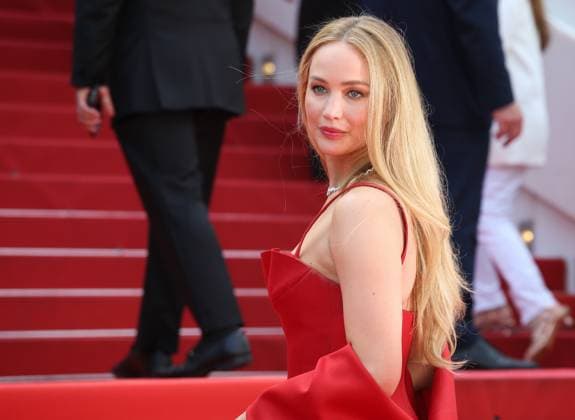 76e Festival International du Film de Cannes. MontÃ e des marches du film Anatomie d une chute . 76th Cannes Film Festival. Red carpet of the film Anatomie d une chute . Jennifer Lawrence. 292310 2023-05-21 Cannes France  Copyright: xIsabellexVautierx xStarfacex STAR_292310_025