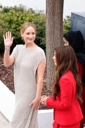 Jennifer Lawrence and Justine Ciarrocchi at the photocall for the documentary film Bread And Roses at the Festival de Cannes 2023 76 Cannes International Film Festival at the Palais des Festivals Cannes, 21 05 2023. Foto:xS.xGabschx xFuturexImage