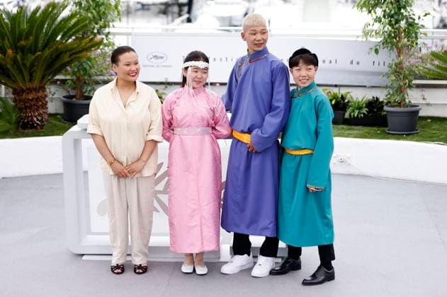 Zoljargal Purevdash, Nominjiguur Tsend, Battsooj Uurtsaikh and Tugulder Batsaikhan at the photocall for the feature film Baavgai Bolohson If Only I Could Hibernate at the Festival de Cannes 2023 76 Cannes International Film Festival at the Palais des Festivals Cannes, 21 05 2023. Foto:xS.xGabschx xFuturexImage