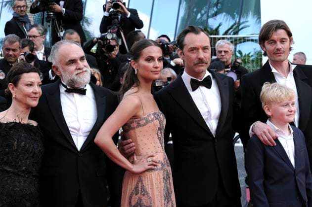 Gabrielle Tana, Karim Ainouz, Alicia Vikander, Jude Law, guest and Sam Riley at the premiere of the feature film Firebrand at the Festival de Cannes 2023 76 Cannes International Film Festival at the Palais des Festivals Cannes, 21 05 2023. Foto:xD.xBedrosianx xFuturexImage