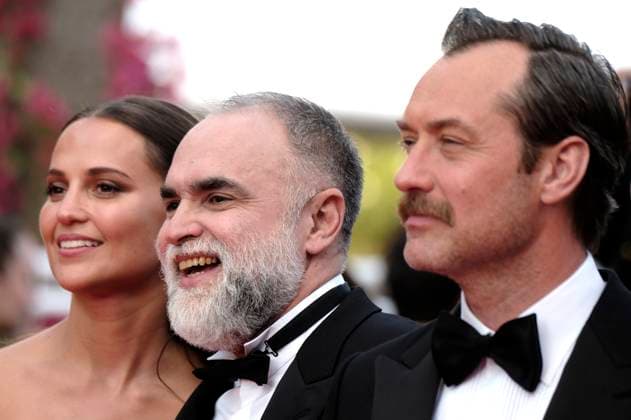 Jude Law, Alicia Vikander and Karim Ainouz at the premiere of the feature film Firebrand at the Festival de Cannes 2023 76 Cannes International Film Festival at the Palais des Festivals Cannes, 21 05 2023. Foto:xD.xBedrosianx xFuturexImage