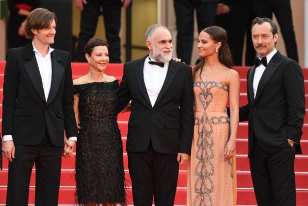 Swedish actress Alicia Vikander, British actors Sam Riley, Jude Law, producer Gabrielle Tana and Brazilian director Karim Ainouz attend the premiere of Firebrand at the 76th Cannes Film Festival at Palais des Festivals in Cannes, France on Sunday, May 21, 2023.  CAN20230521176 RUNExHELLESTAD