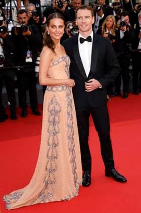Alicia Vikander with husband Michael Fassbender at the premiere of the feature film Firebrand at the Festival de Cannes 2023 76 Cannes International Film Festival at the Palais des Festivals Cannes, 21 05 2023. Foto:xS.xGabschx xFuturexImage