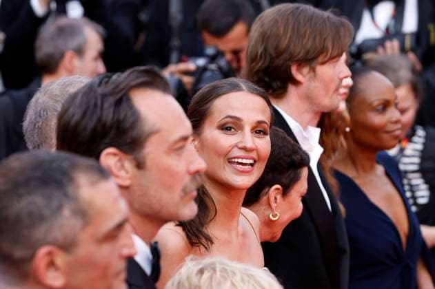 Amr Waked, Jude Law, Alicia Vikander, Gabrielle Tana, Sam Riley and Mina Andala at the premiere of the feature film Firebrand at the Festival de Cannes 2023 76 Cannes International Film Festival at the Palais des Festivals Cannes, 21 05 2023. Foto:xS.xGabschx xFuturexImage