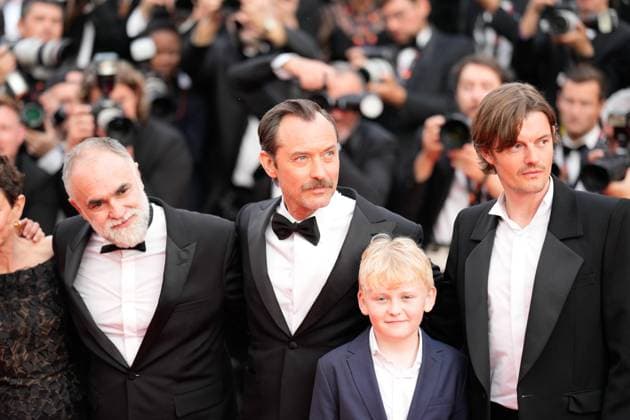 The Firebrand Red Carpet Premiere at the 76th Edition of the Cannes Film Festival Jude Law attends the movie screening and red carpet event for Firebrand , which is in competition during the 76th edition of the Cannes Film Festival on May 21 2023, in Cannes, France Cannes Palace of Festivals and Congresses of Cannes Cannes France Copyright: xAlexandraxFechetex _ADR1935