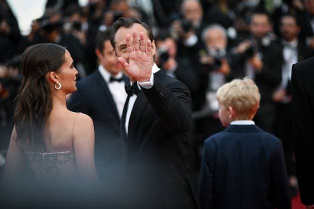 Internationale Filmfestspiele von Cannes, Firebrand Premiere 76e Festival International du film de Cannes. Montee du film Firebrand - Le jeu de la reine - 76th International Cannes Film Festival. Red carpet of Firebrand - Le jeu de la reine - Jude Law 292338 2023-05-21  Copyright: xLionelxGuericolas MPPx STAR_292338_044