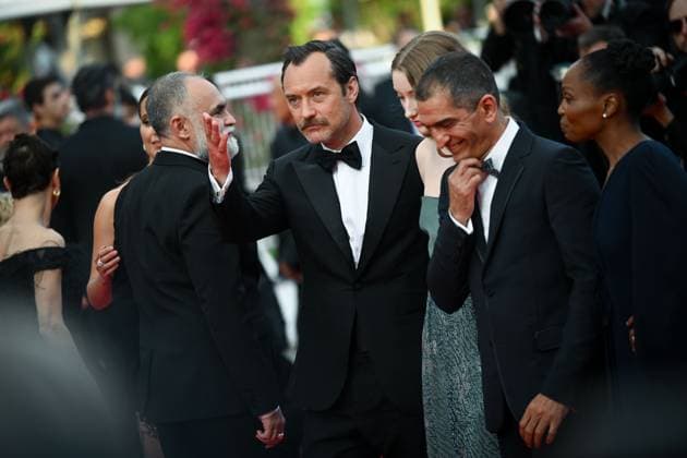 Internationale Filmfestspiele von Cannes, Firebrand Premiere 76e Festival International du film de Cannes. Montee du film Firebrand - Le jeu de la reine - 76th International Cannes Film Festival. Red carpet of Firebrand - Le jeu de la reine - Jude Law 292338 2023-05-21  Copyright: xLionelxGuericolas MPPx STAR_292338_111